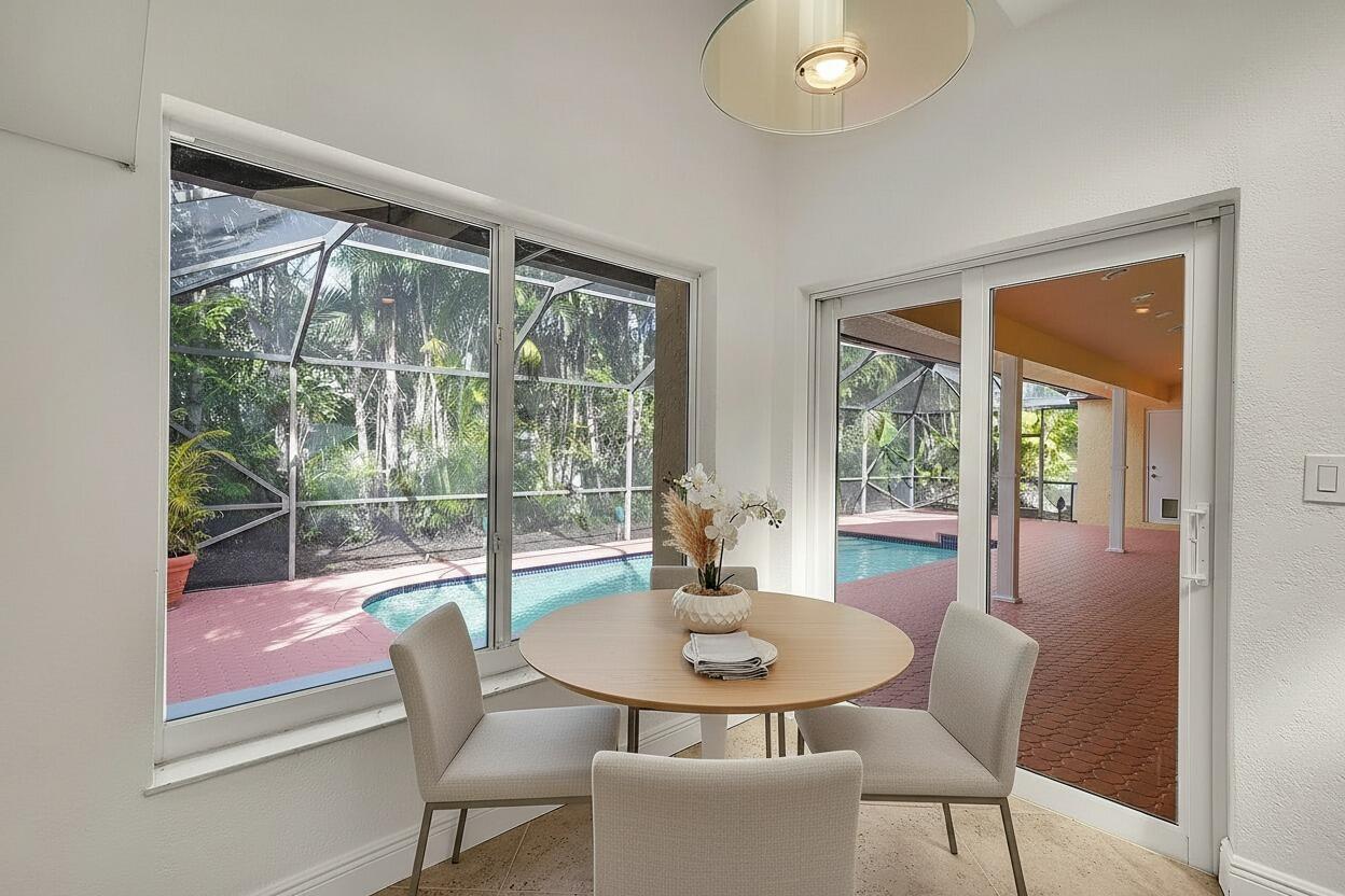 Colonnade/Boca Tierra - Residential