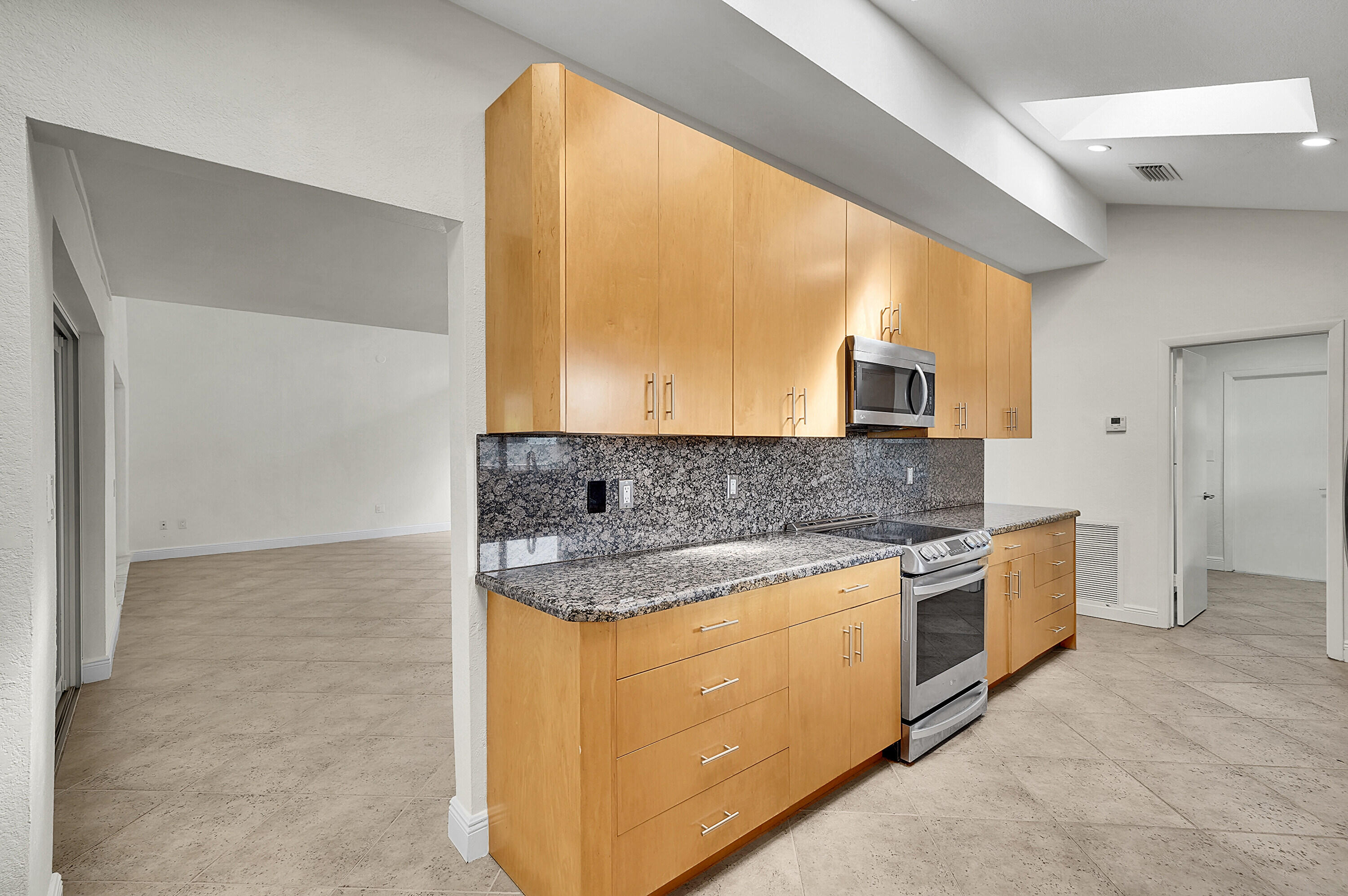 Colonnade/Boca Tierra - Residential