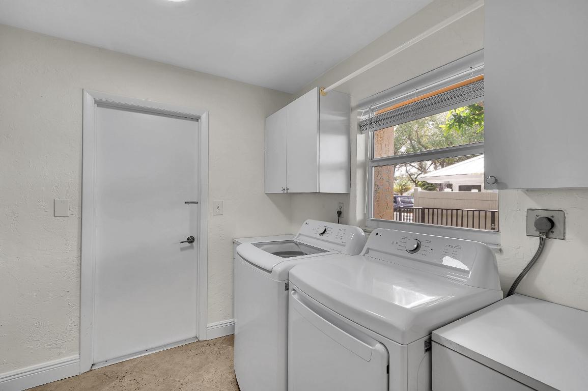 Colonnade/Boca Tierra - Residential