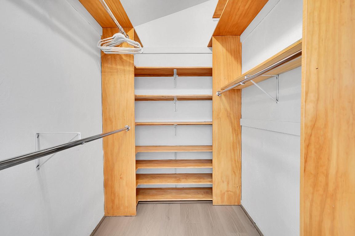 Colonnade/Boca Tierra - Residential