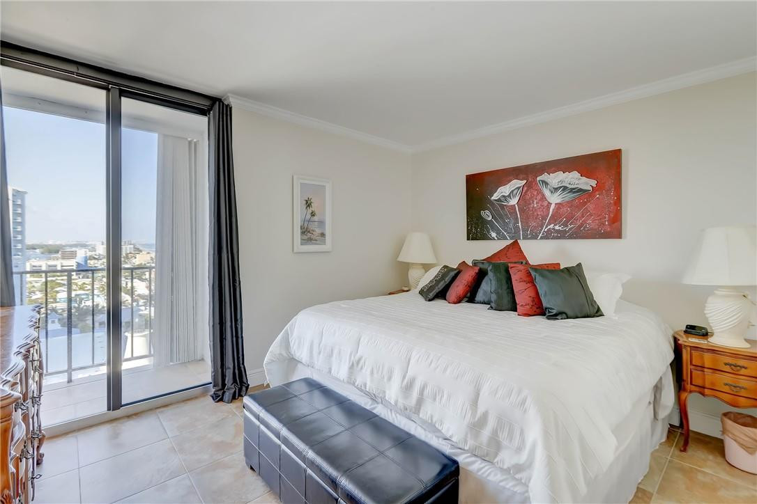 CRYSTAL TOWER - Residential