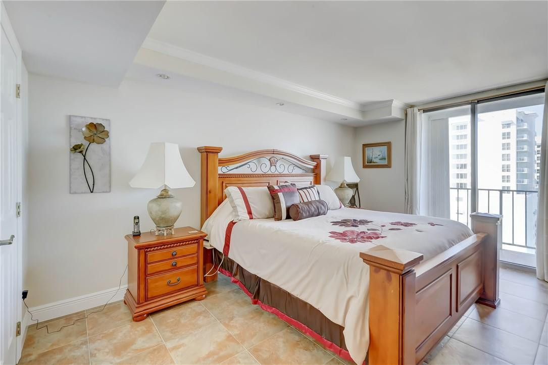 CRYSTAL TOWER - Residential