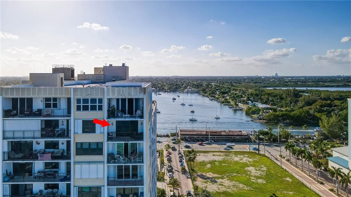 CRYSTAL TOWER - Residential