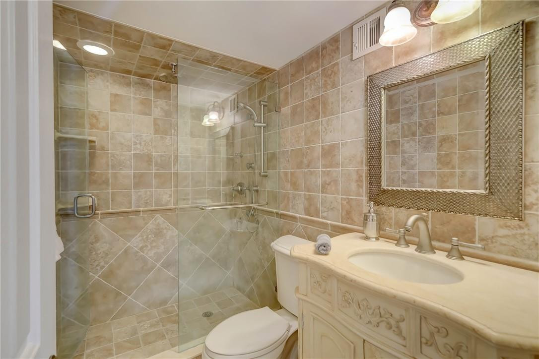 CRYSTAL TOWER - Residential