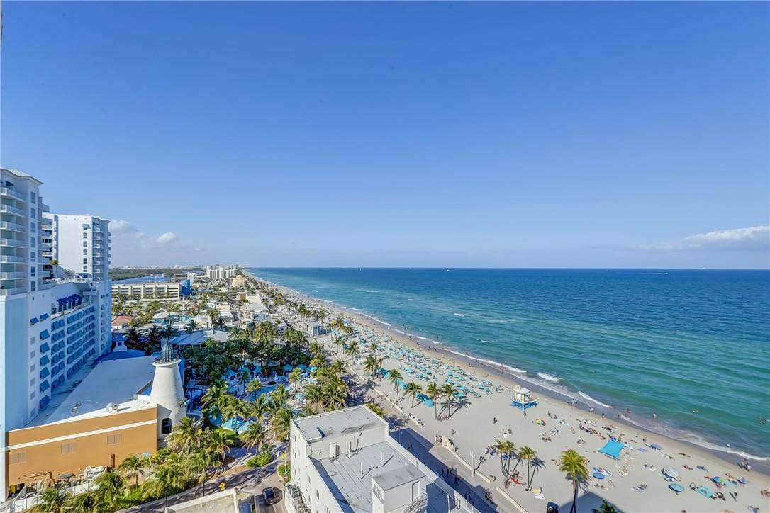 CRYSTAL TOWER - Residential