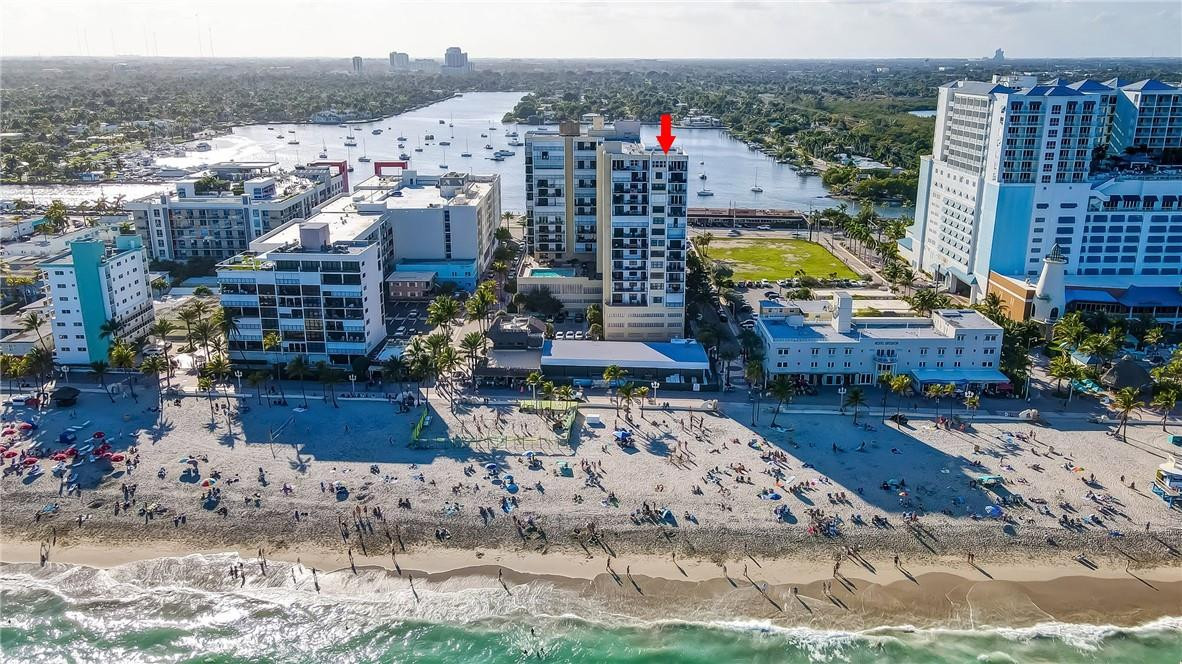 CRYSTAL TOWER - Residential