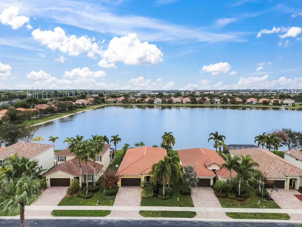 Photo of 10699 Ivanhoe Lane, Wellington, FL 33414 (MLS # R11160930)