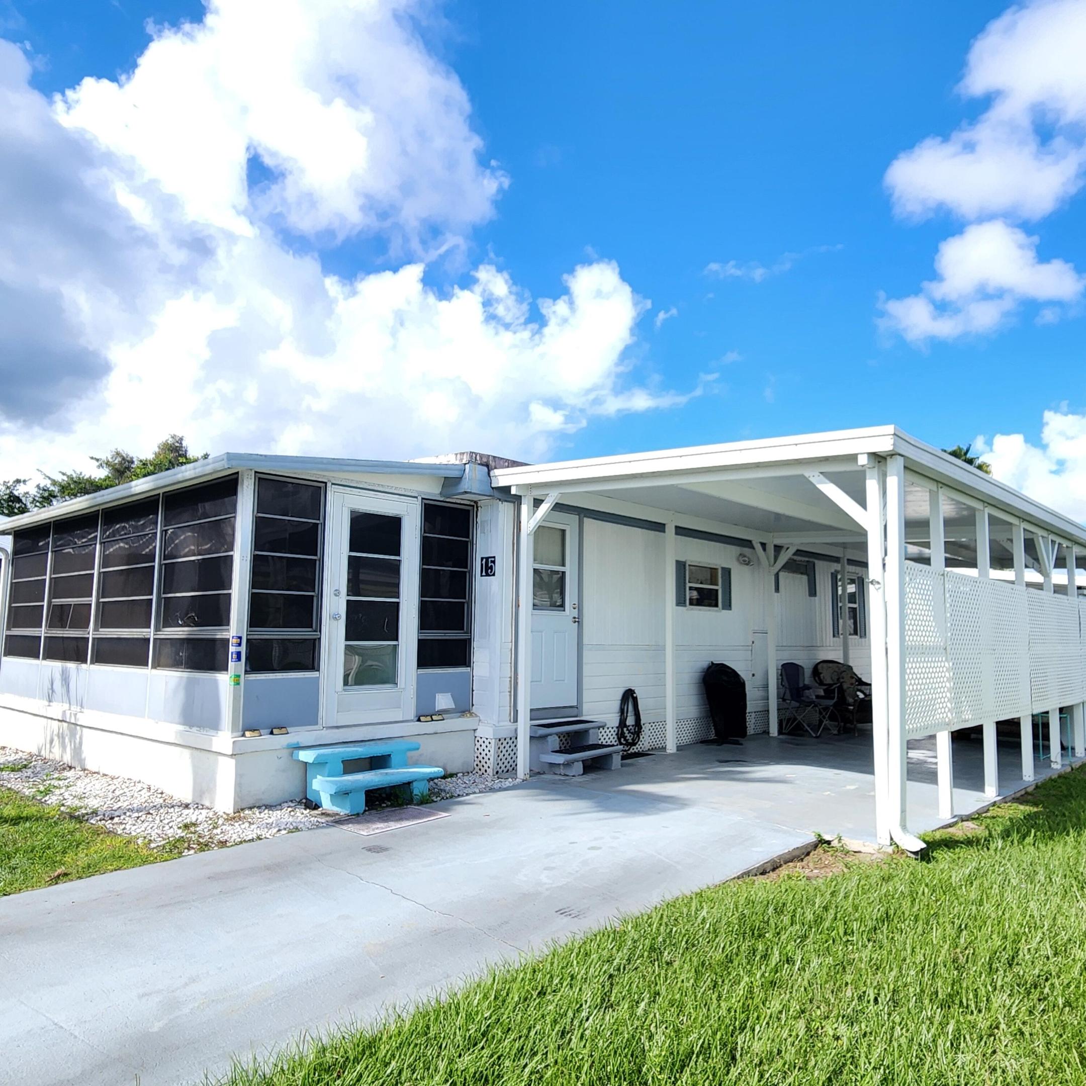 Spanish Lakes One - Residential