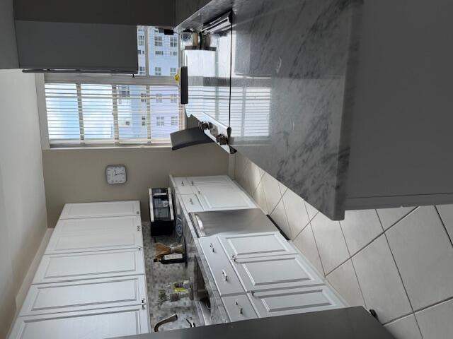 PLAZA SOUTH CONDO - Residential