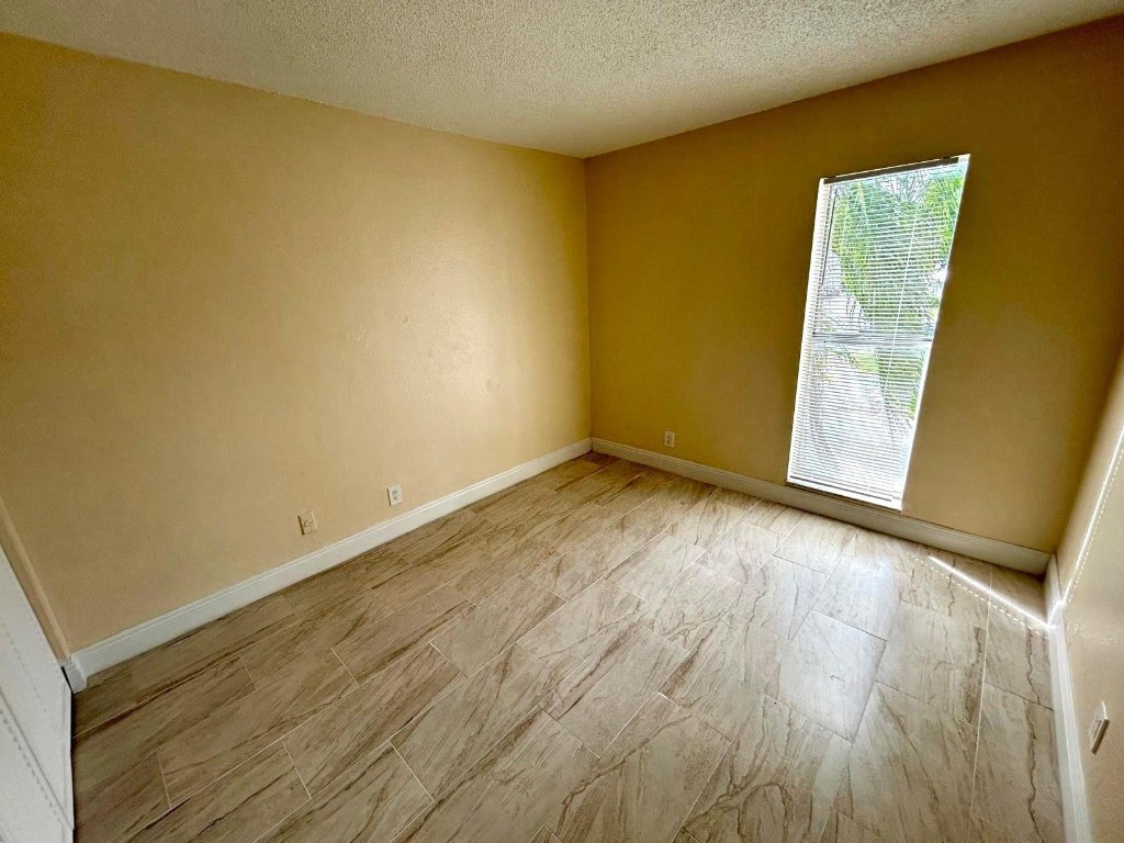 Arbor Keys Condo - Residential