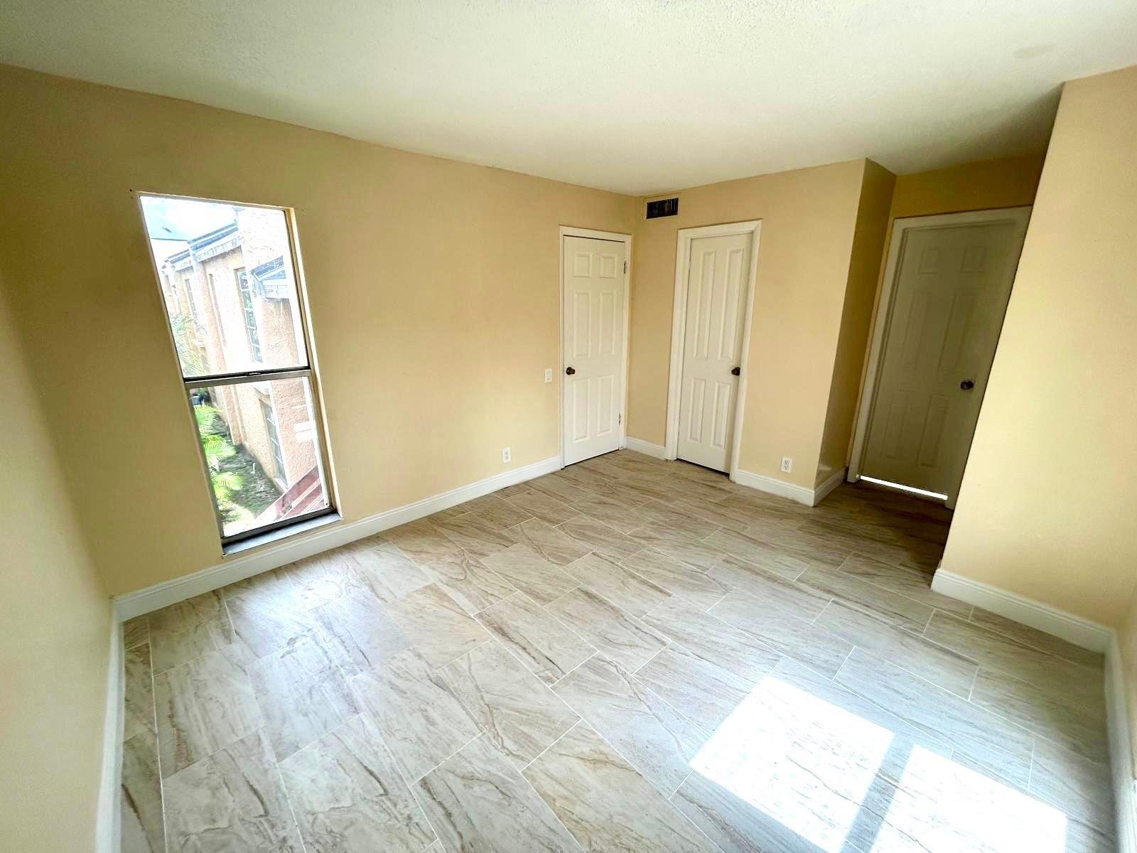 Arbor Keys Condo - Residential