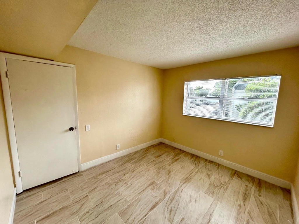 Arbor Keys Condo - Residential