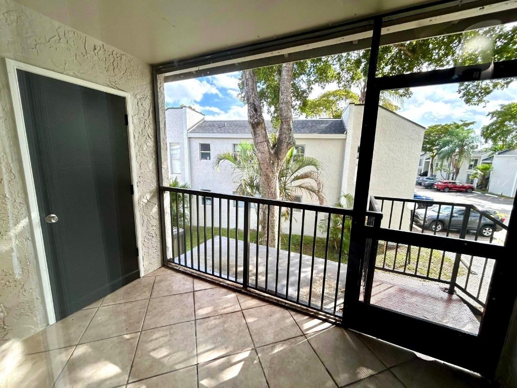 Arbor Keys Condo - Residential