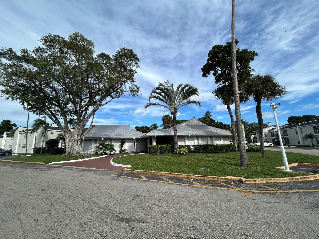 Arbor Keys Condo - Residential