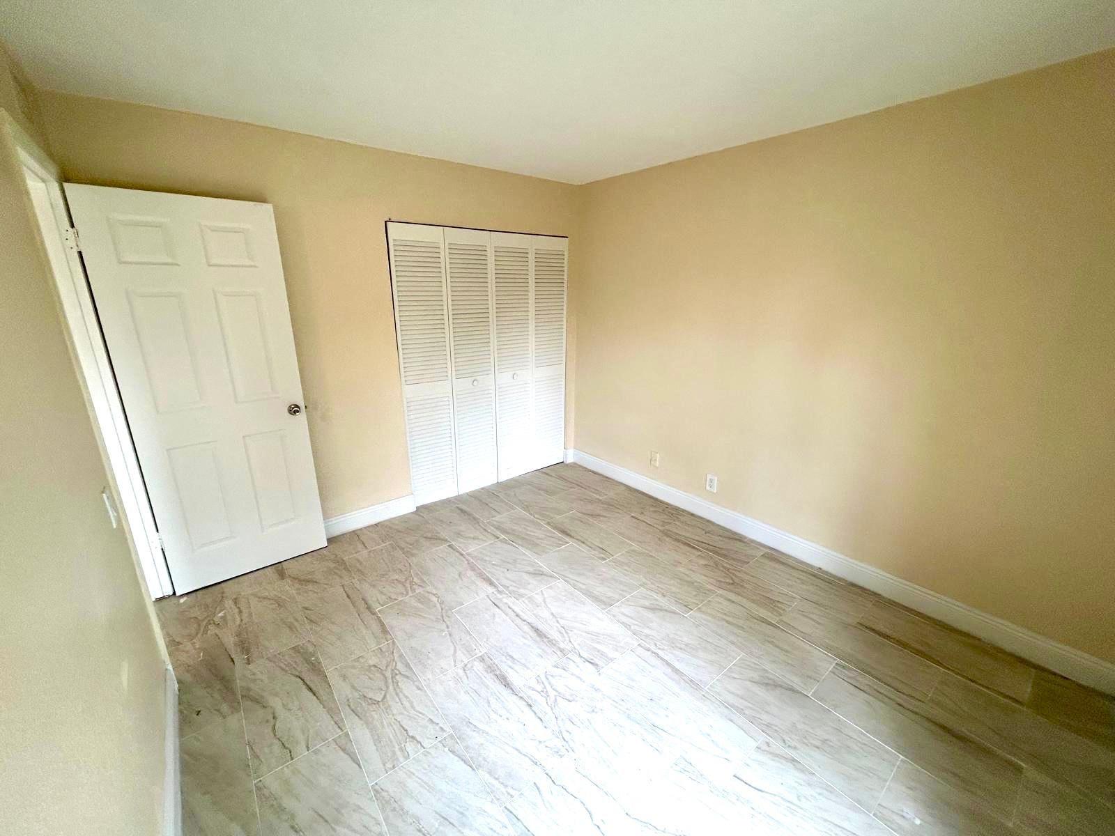 Arbor Keys Condo - Residential