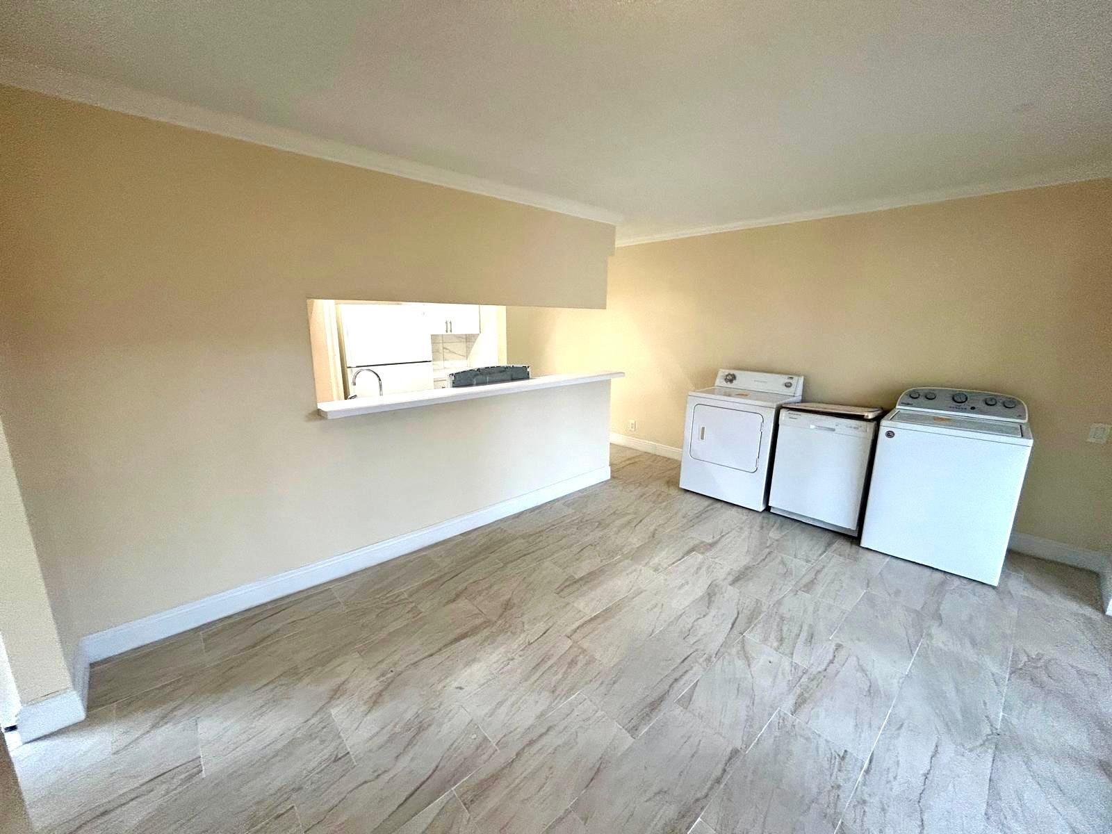 Arbor Keys Condo - Residential