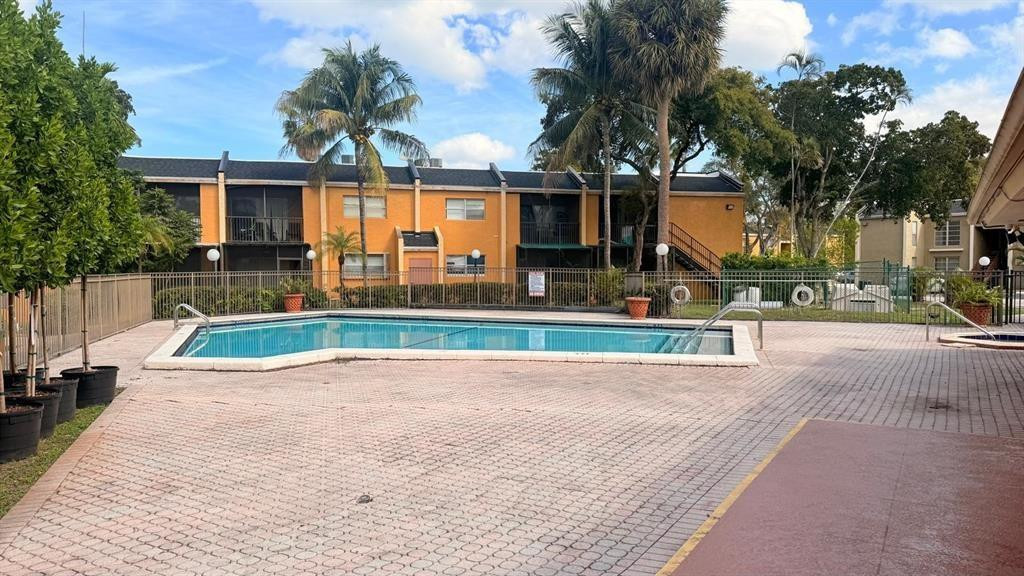 Arbor Keys Condo - Residential