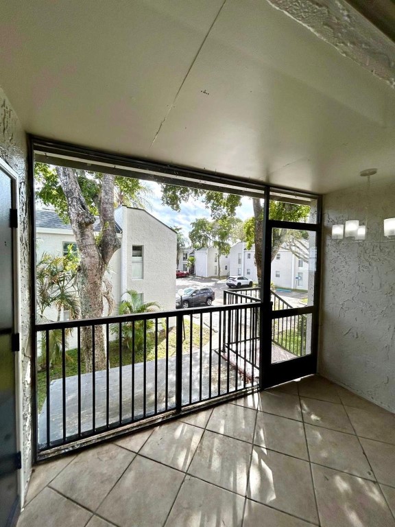 Arbor Keys Condo - Residential