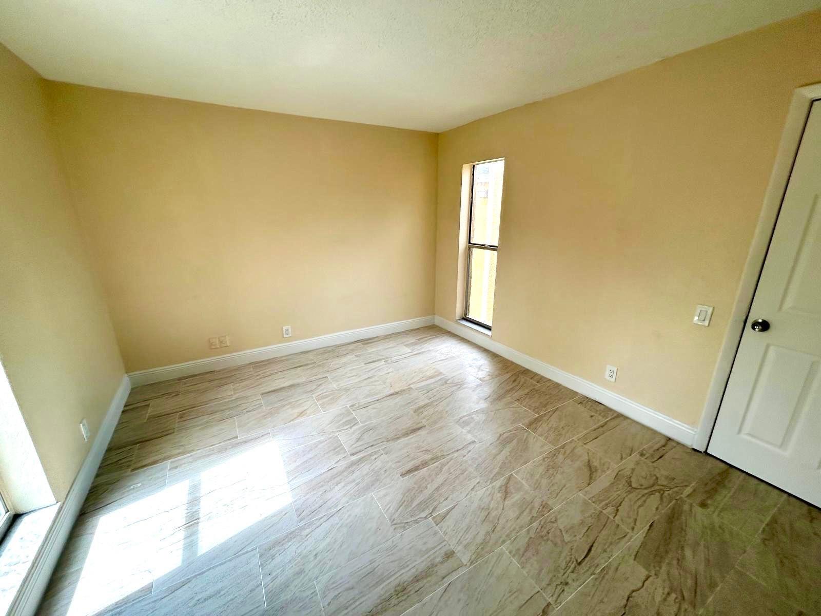 Arbor Keys Condo - Residential
