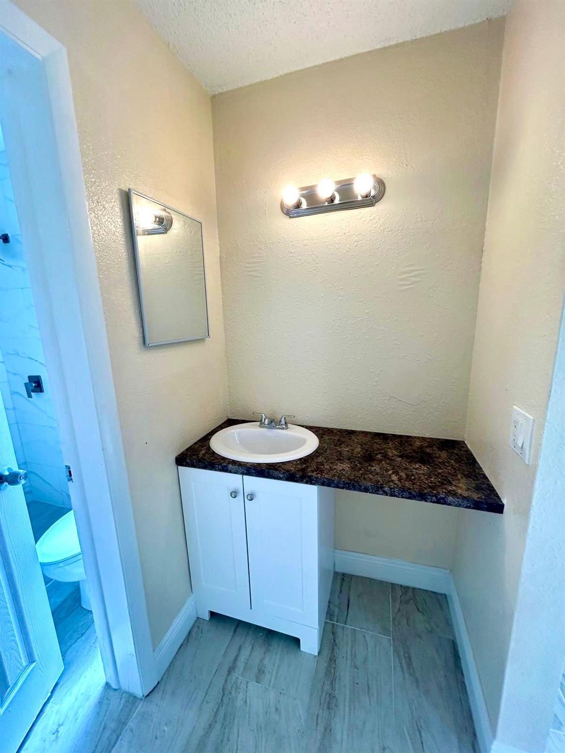 Arbor Keys Condo - Residential
