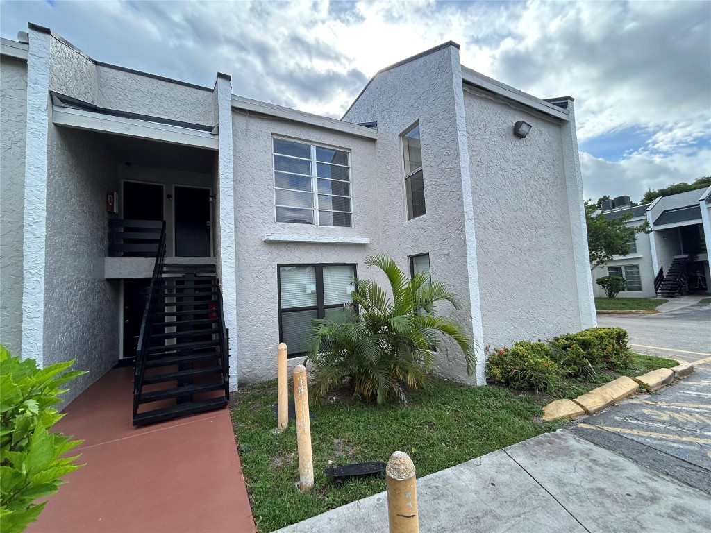 Arbor Keys Condo - Residential