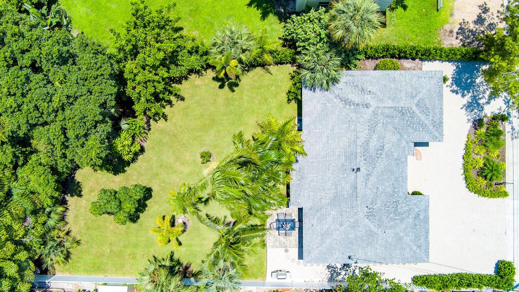 Photo of 123 SE 7th Avenue, Delray Beach, FL 33483 (MLS # R10909829)