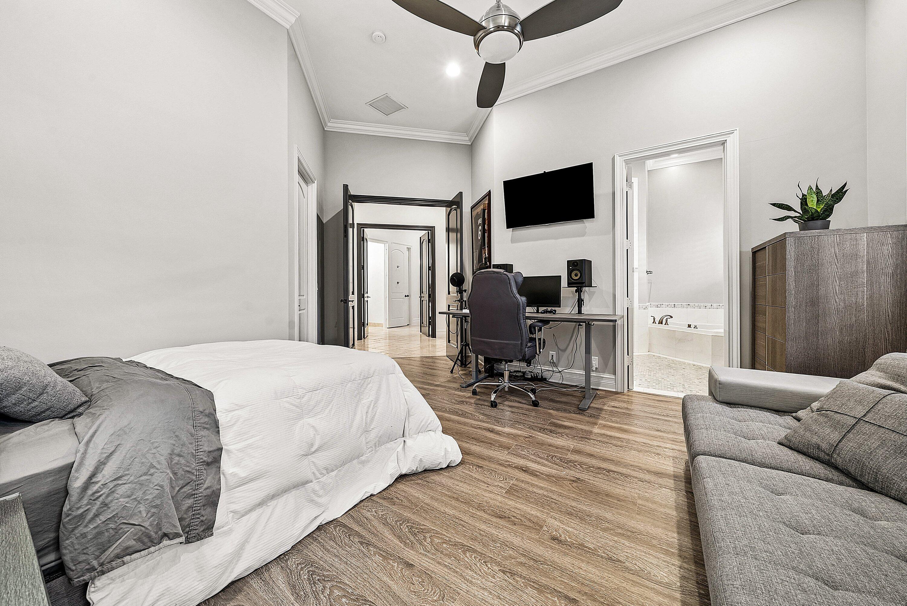 Breakers West - Residential