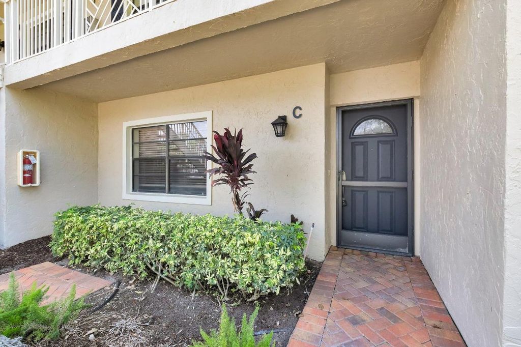 Photo of 7 Stratford Drive #C, Boynton Beach, FL 33436 (MLS # R11094642)