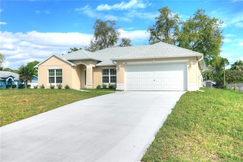 Photo of 674 Stevenson Avenue, Sebastian, FL 32958 (MLS # R11068778)