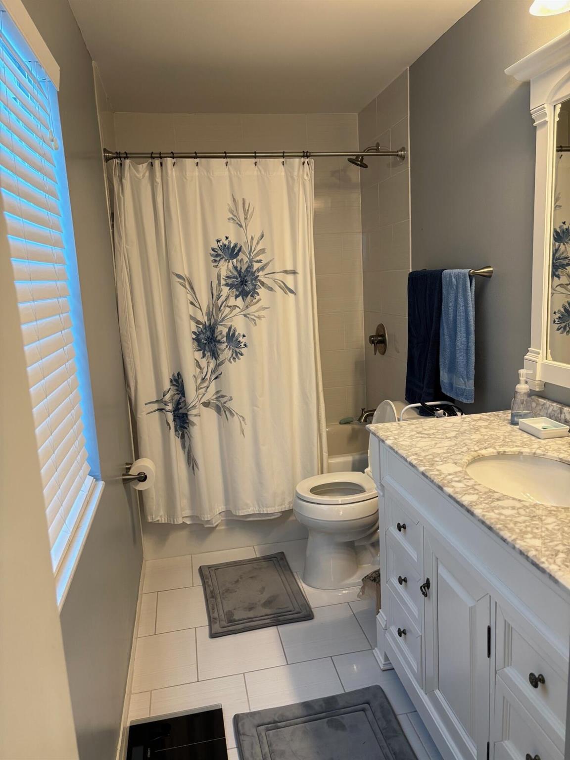 PALM BEACH GARDENS ESTATE - Residential