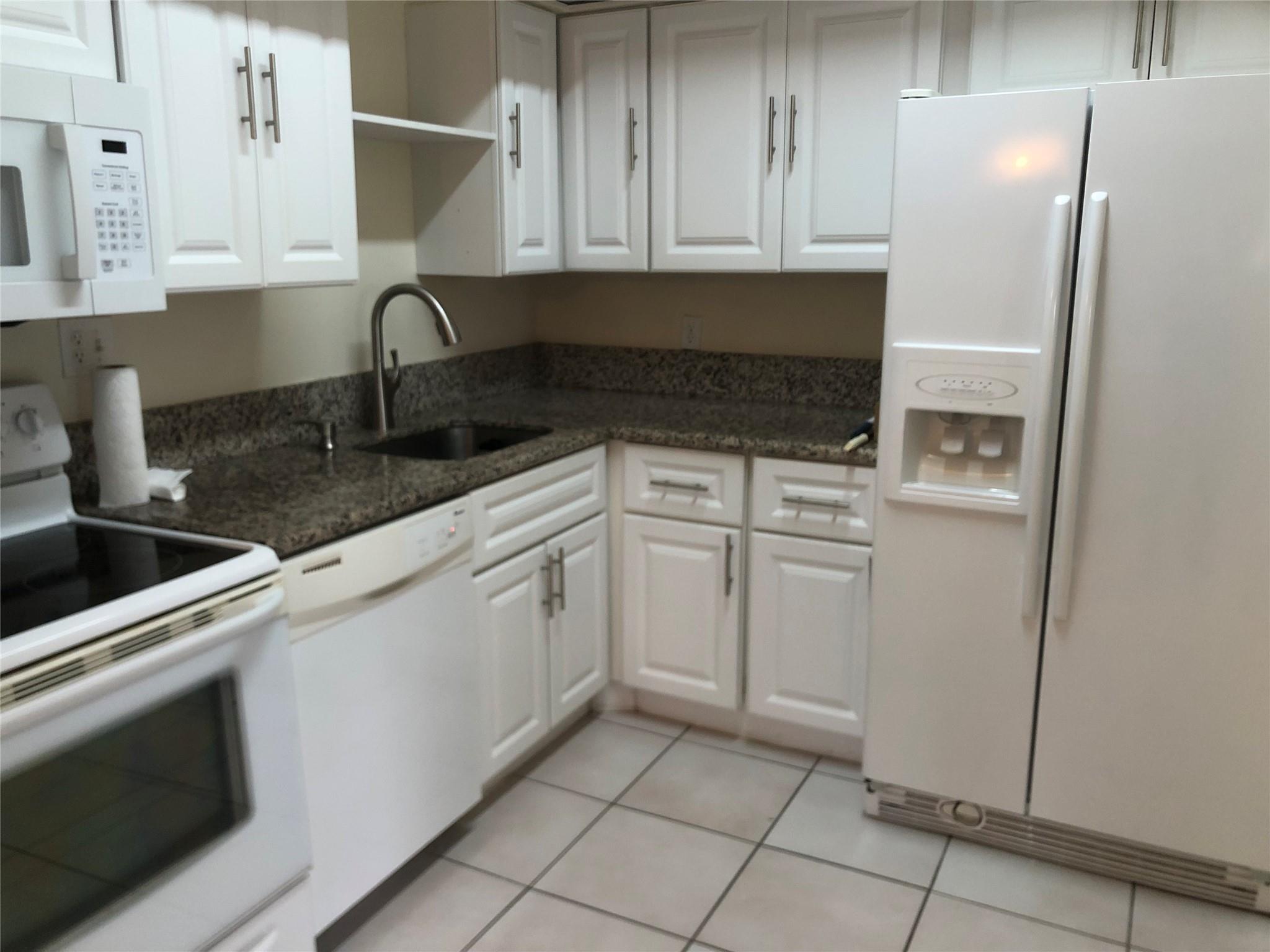 15484 Lakes Of Delray Blvd 201
