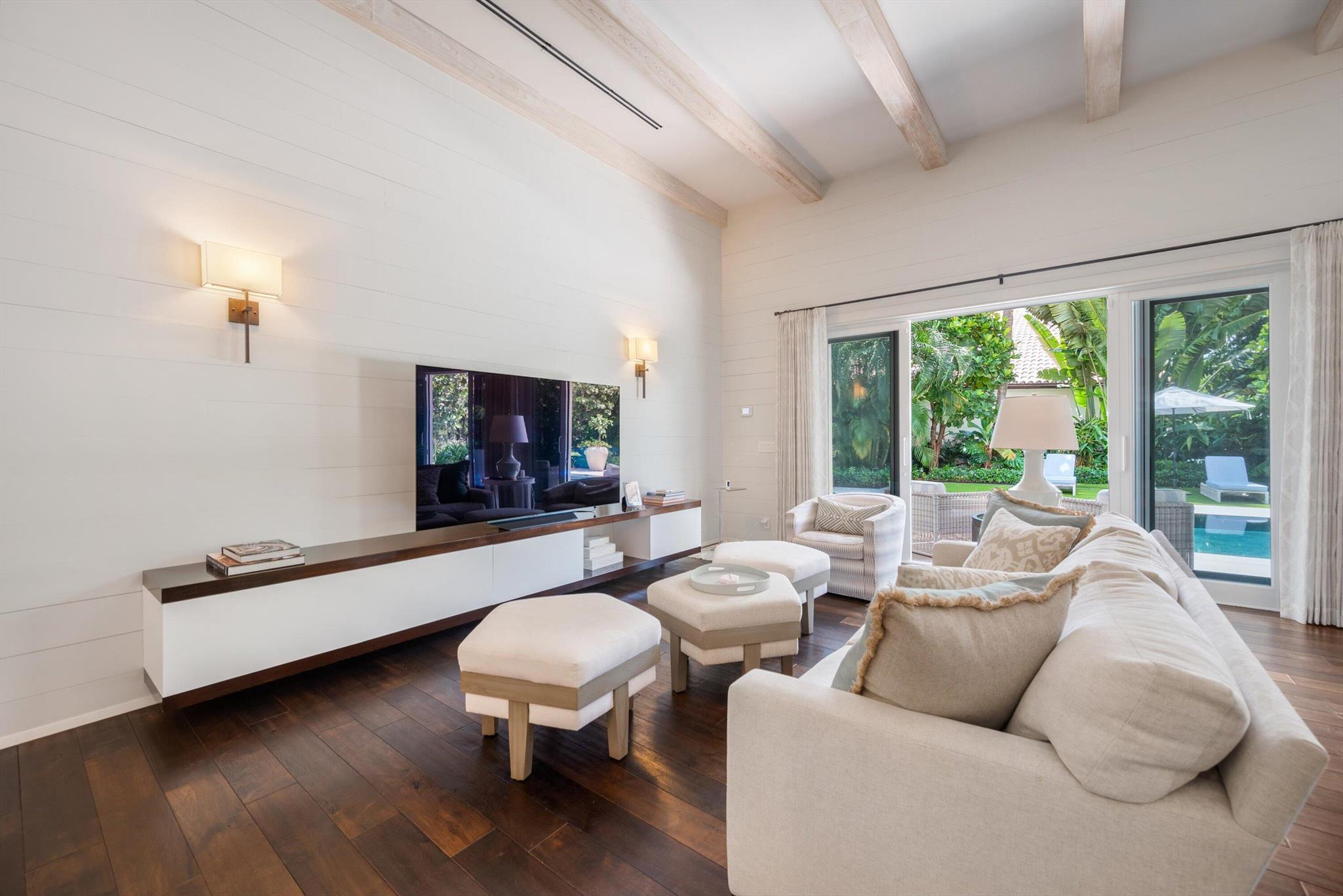 EQUESTRIAN CLUB ESTATES 2 - Residential