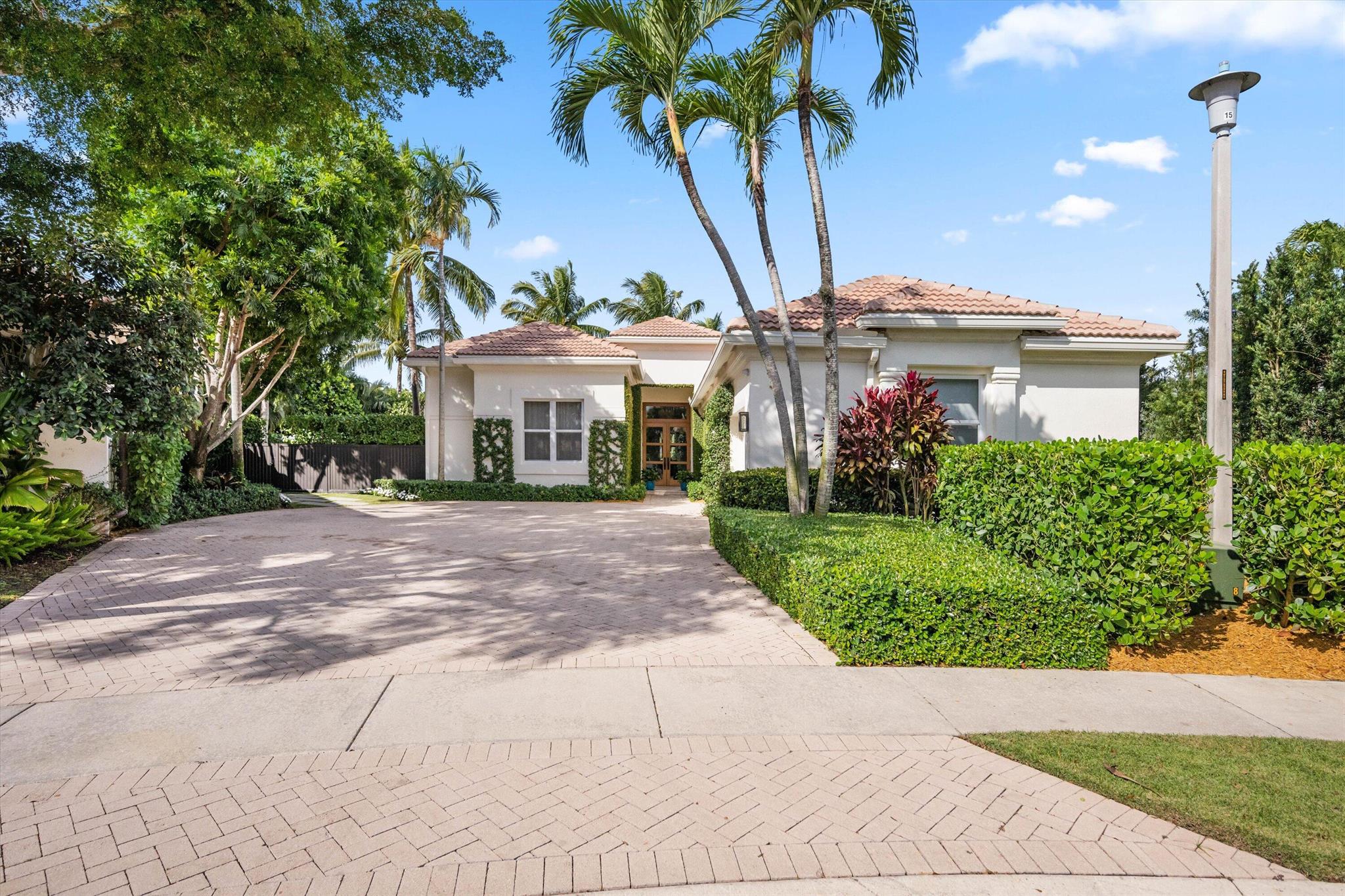 EQUESTRIAN CLUB ESTATES 2 - Residential