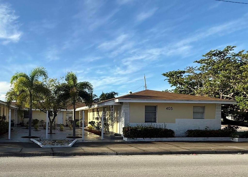 Photo of 405 6th Avenue #5, Lake Worth Beach, FL 33460 (MLS # F10529040)