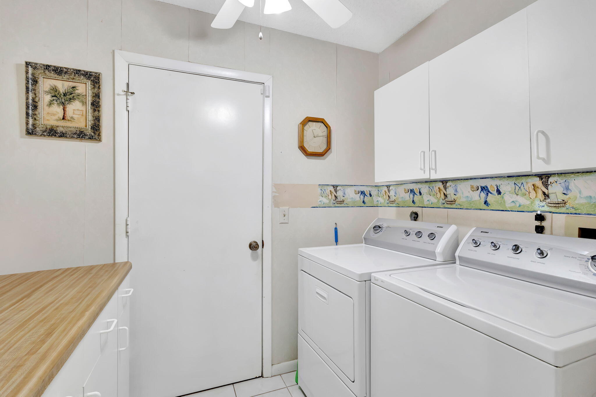 VILLAGE WALK - Residential