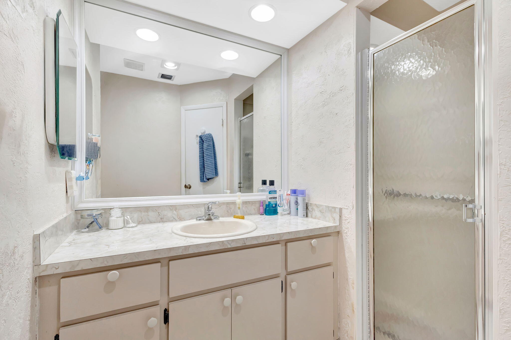 VILLAGE WALK - Residential