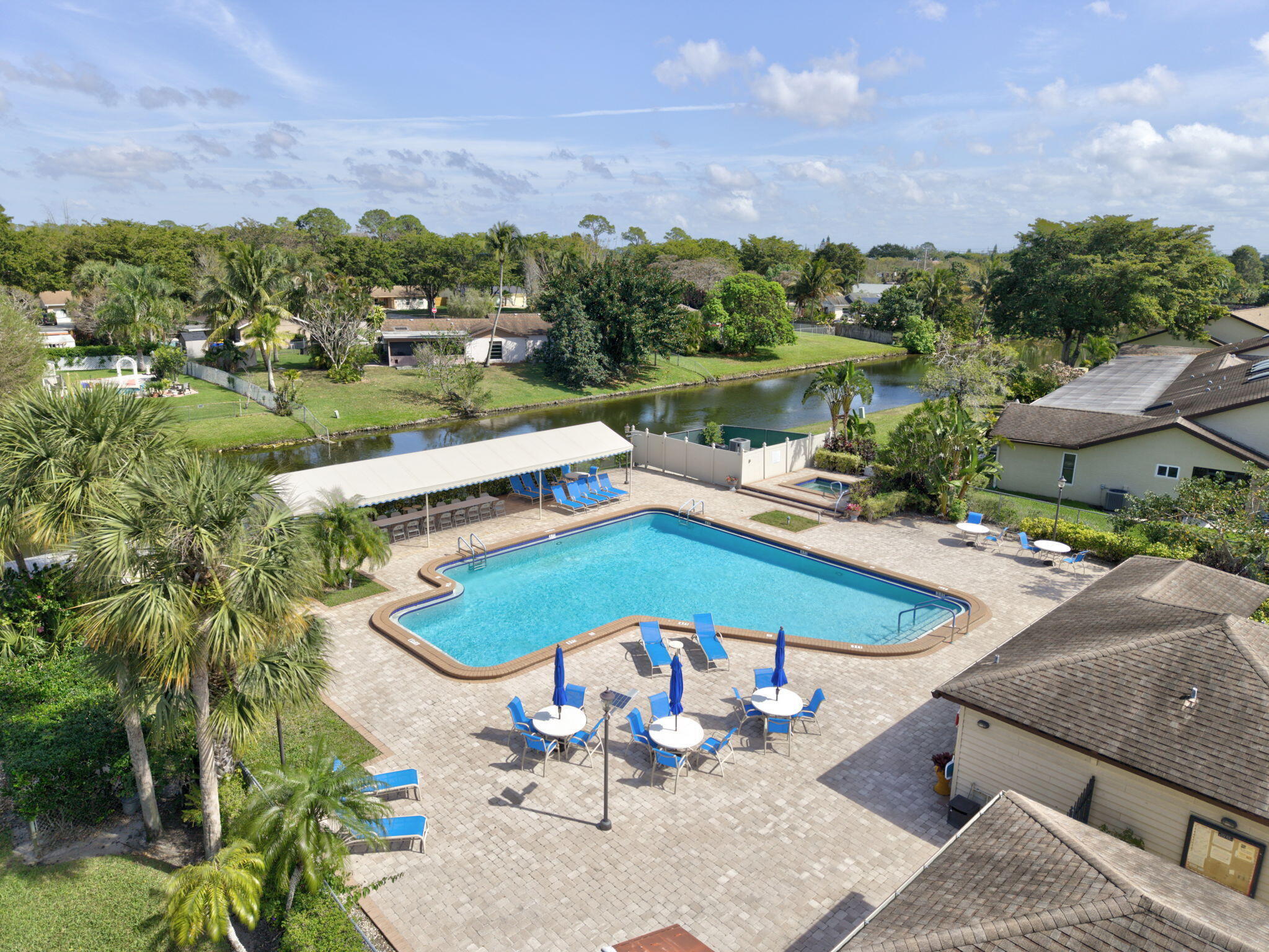 VILLAGE WALK - Residential