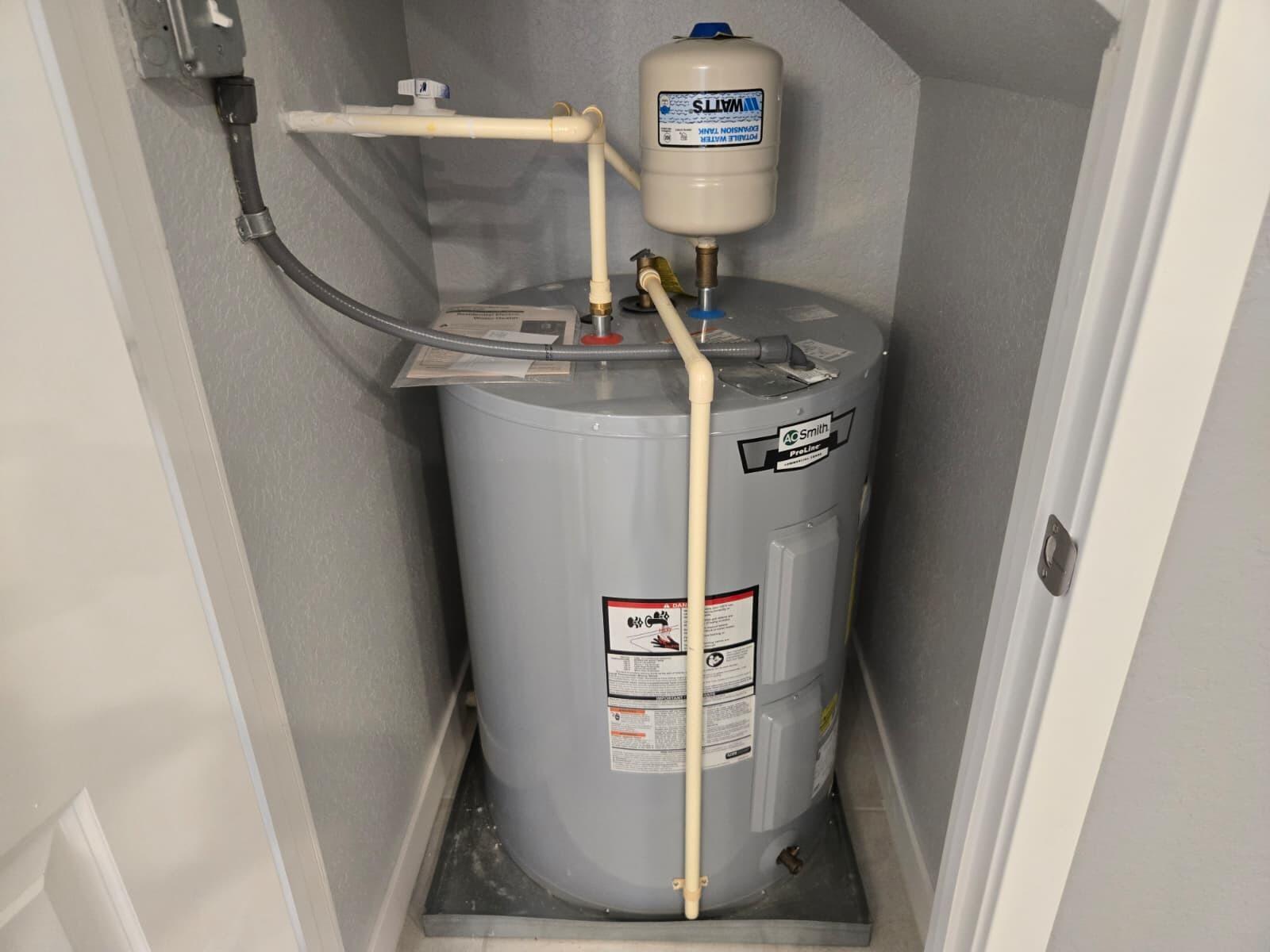 RIVIERA COVE - Residential Lease