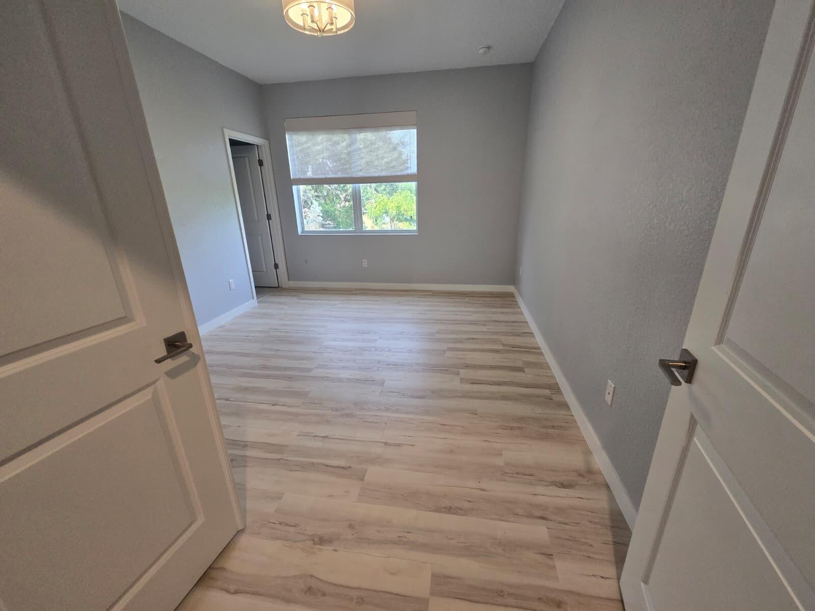 RIVIERA COVE - Residential Lease