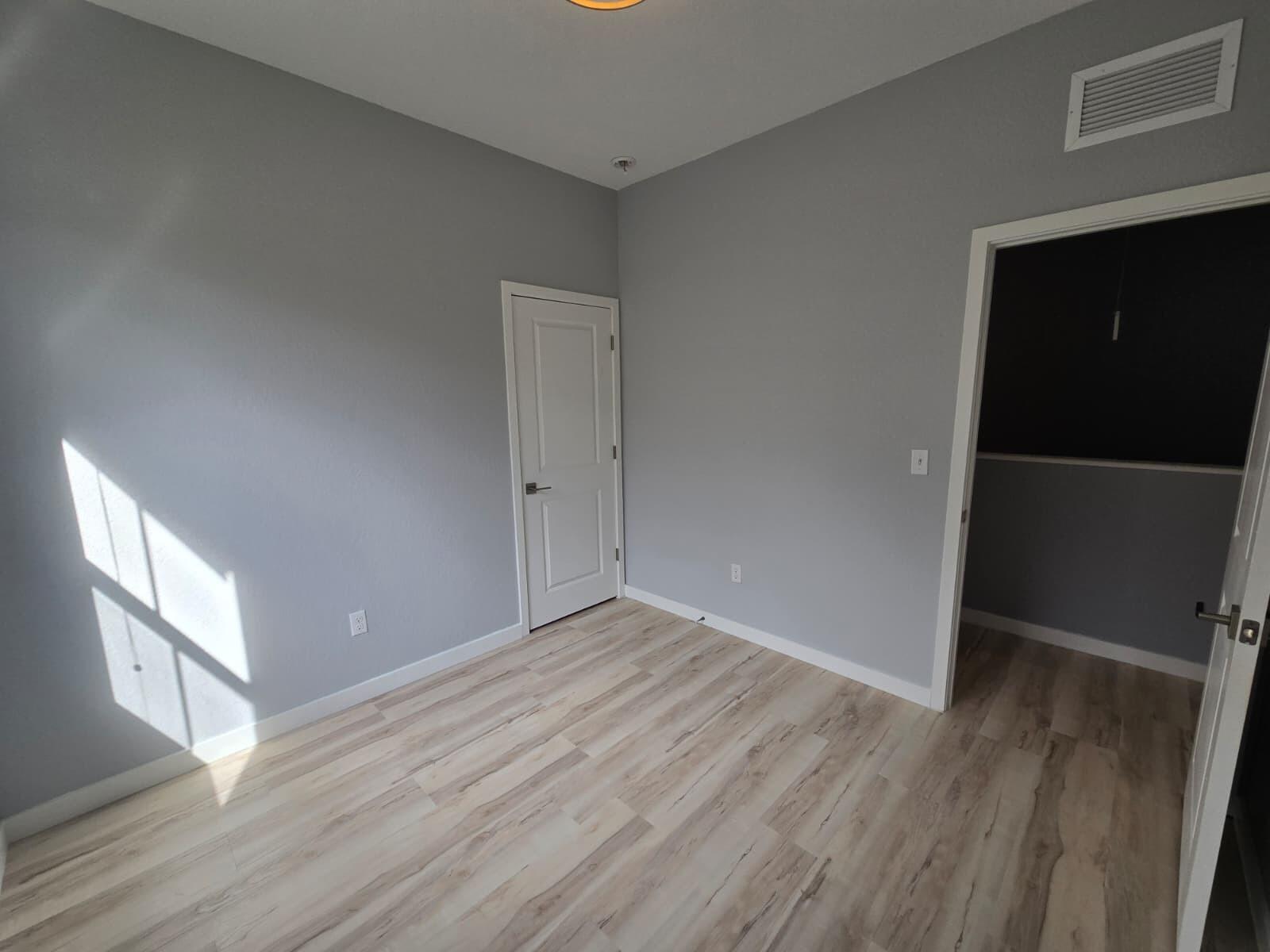 RIVIERA COVE - Residential Lease