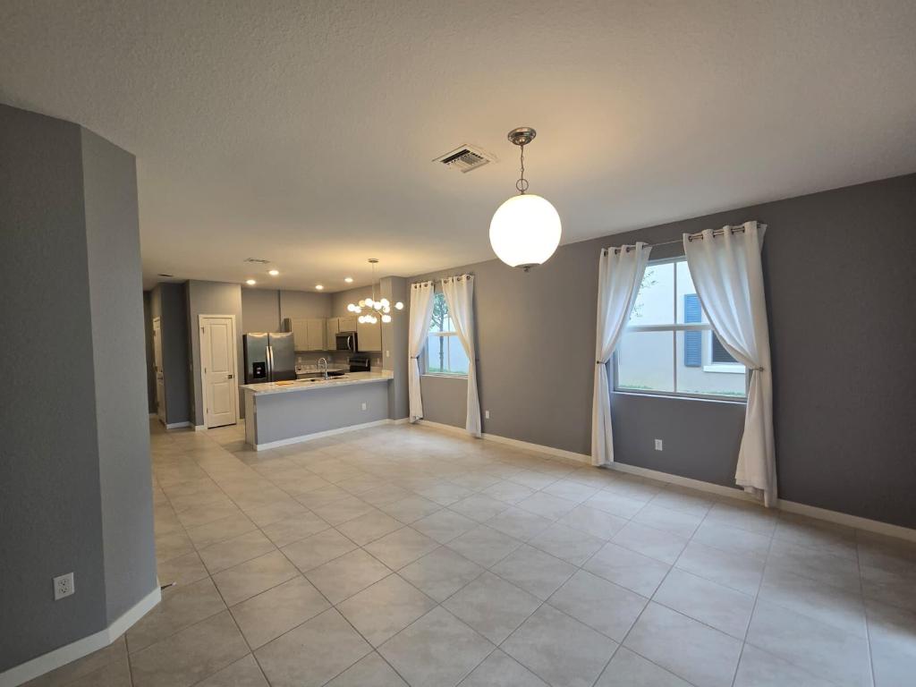 RIVIERA COVE - Residential Lease