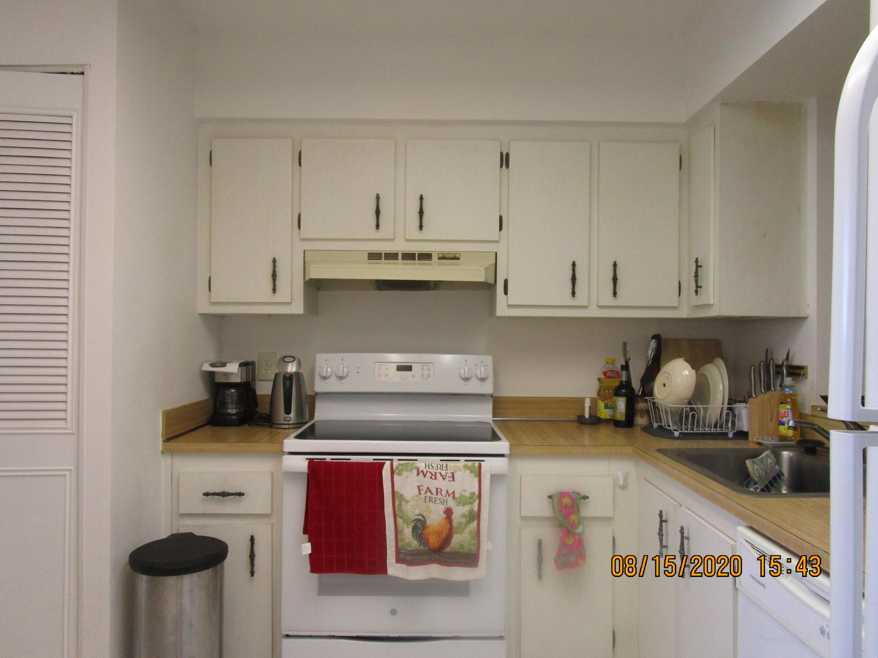 VILLAGES OF ORIOLE DEAUVILLE CONDO - Residential Lease