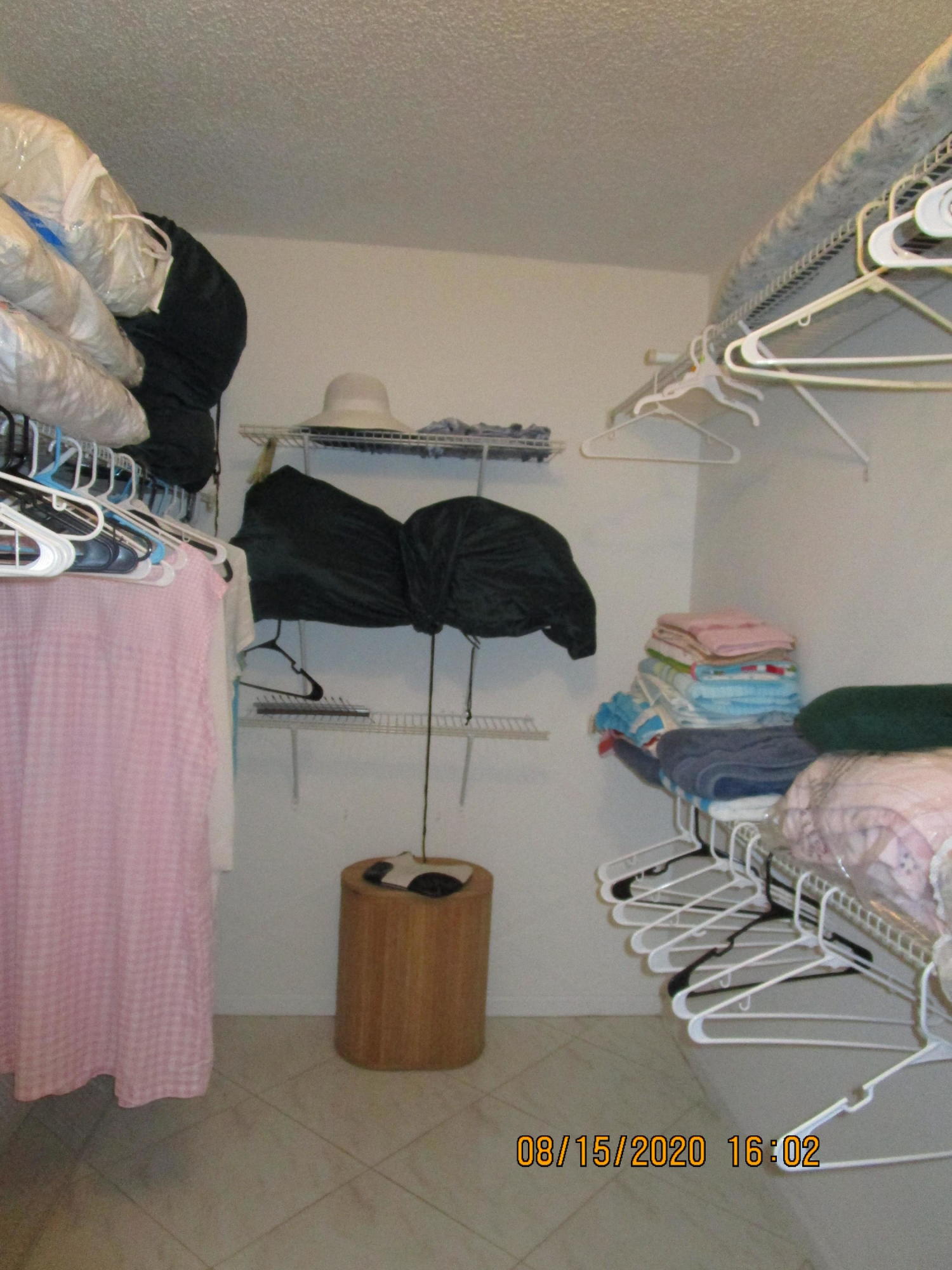 VILLAGES OF ORIOLE DEAUVILLE CONDO - Residential Lease