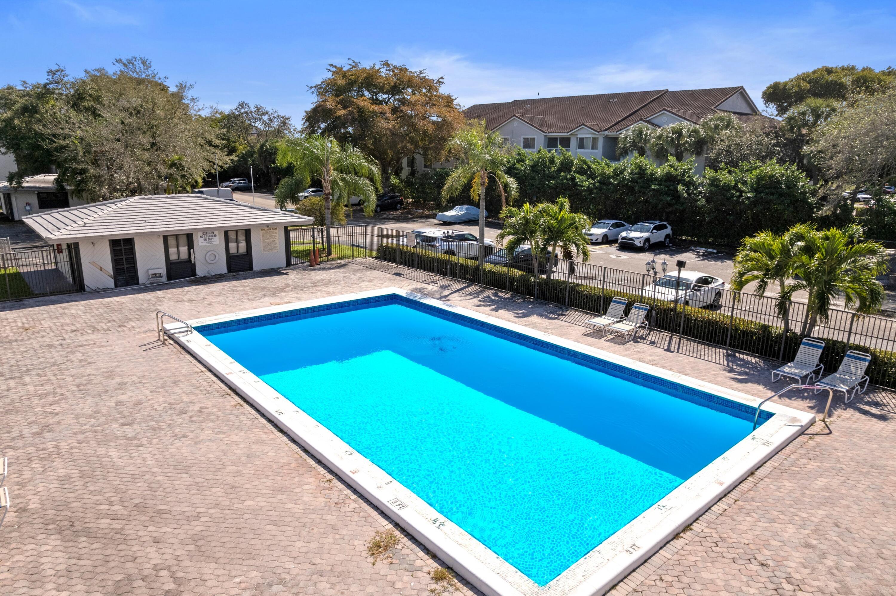 SUNRISE SPRINGS CONDO II - Residential