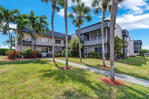 743 Burgundy P Delray Beach FL 33484