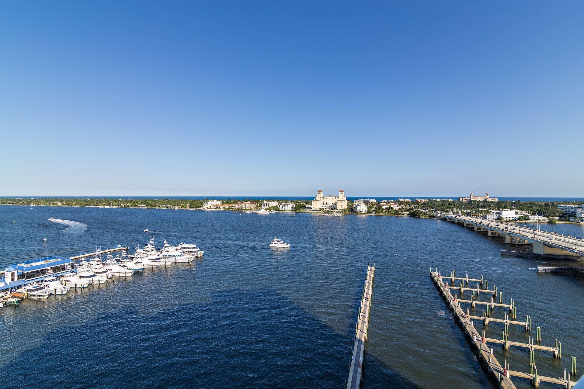 ONE WATERMARK PLACE OF THE PALM BEACHES - Residential