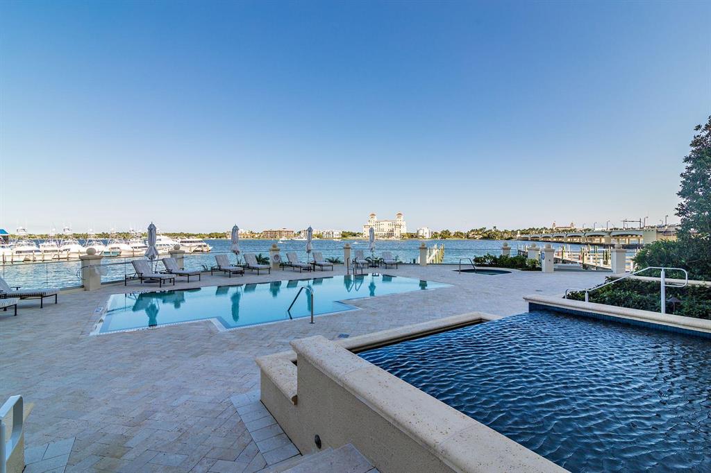 ONE WATERMARK PLACE OF TH - Residential