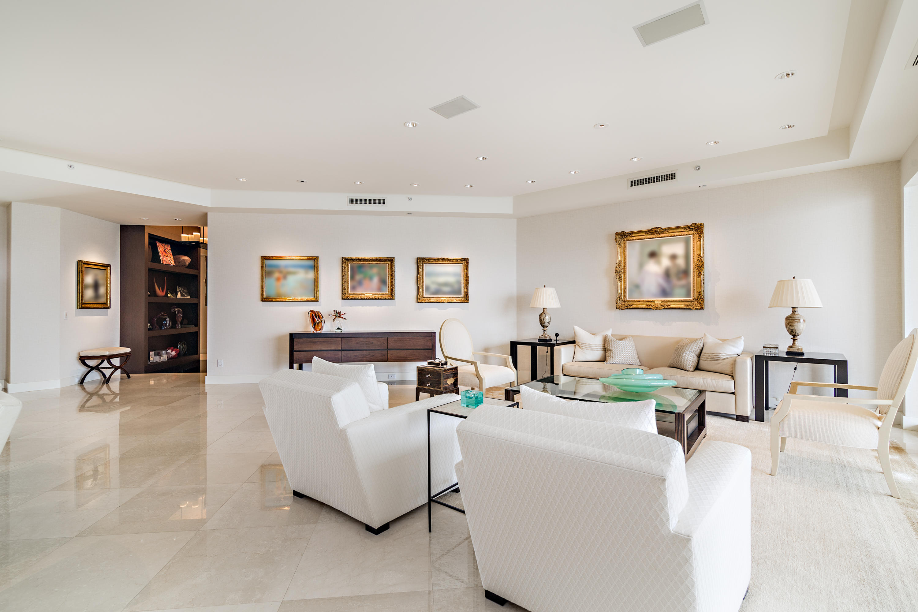 ONE WATERMARK PLACE OF THE PALM BEACHES - Residential