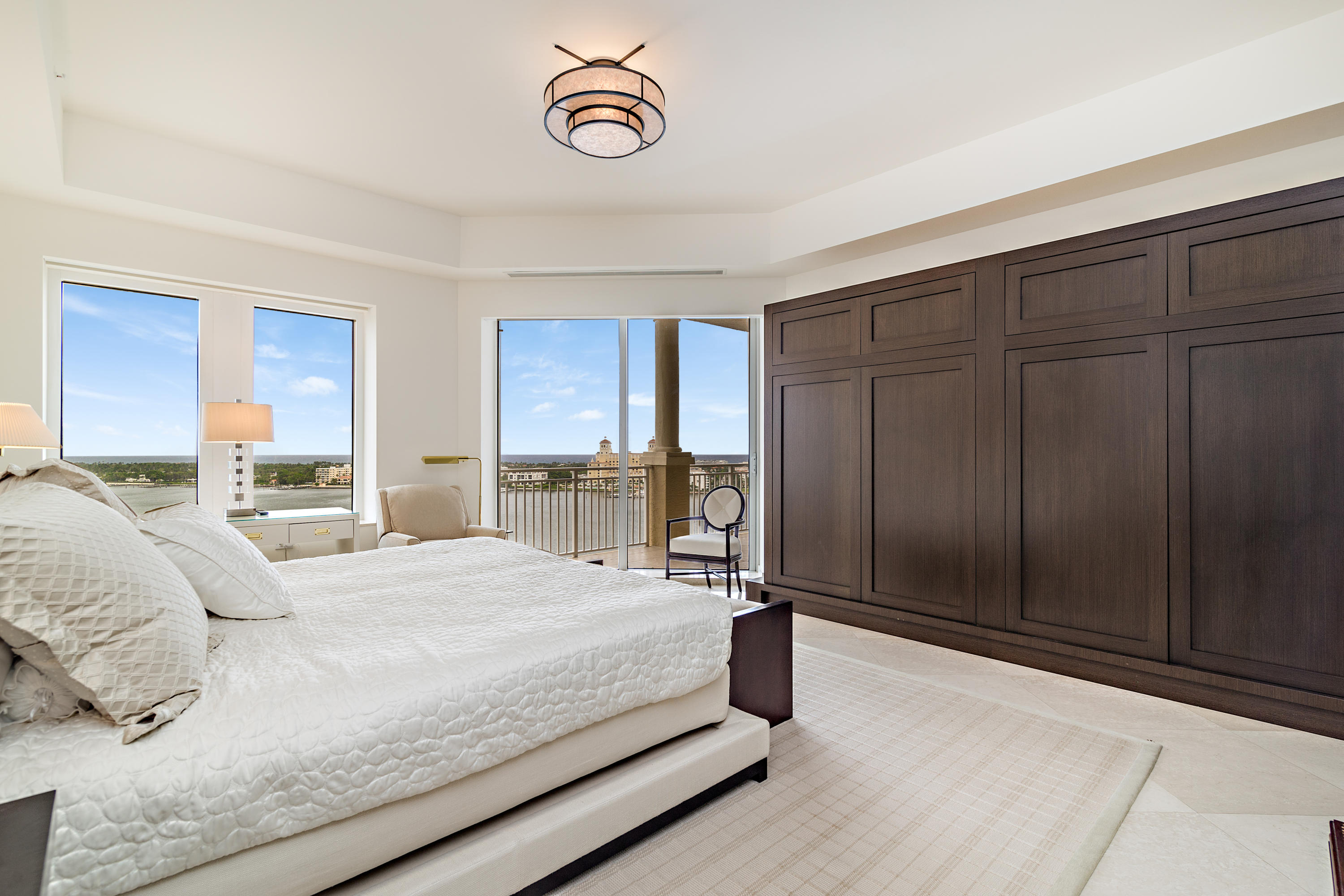 ONE WATERMARK PLACE OF THE PALM BEACHES - Residential