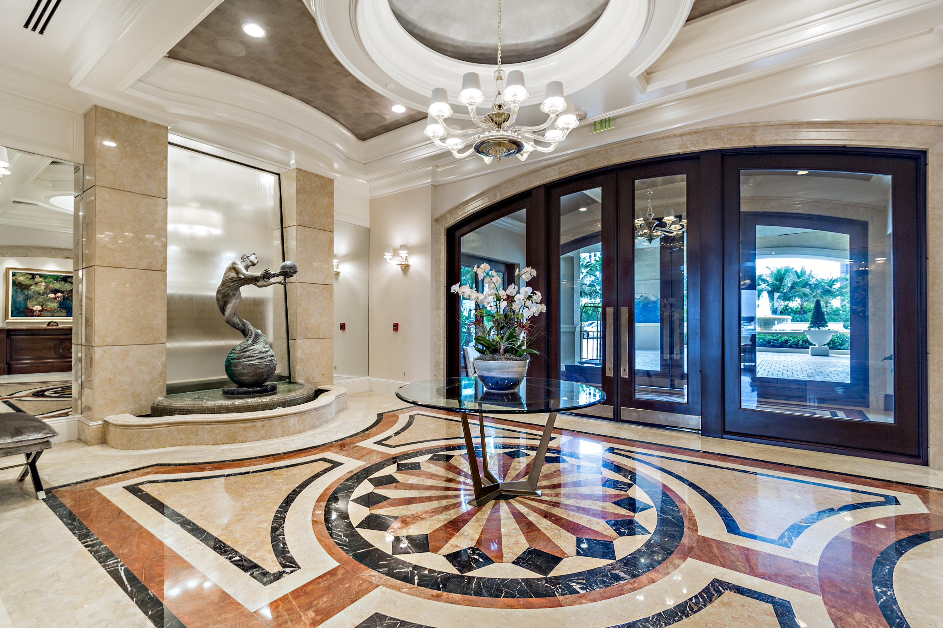 ONE WATERMARK PLACE OF THE PALM BEACHES - Residential